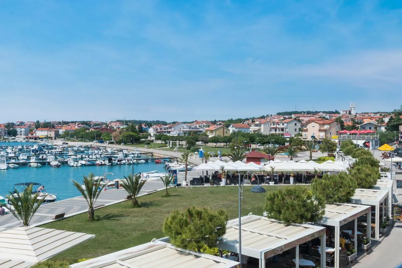Apartments Riva Medulin