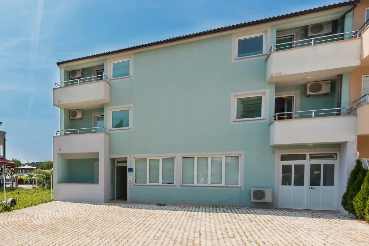 Apartments Riva Medulin